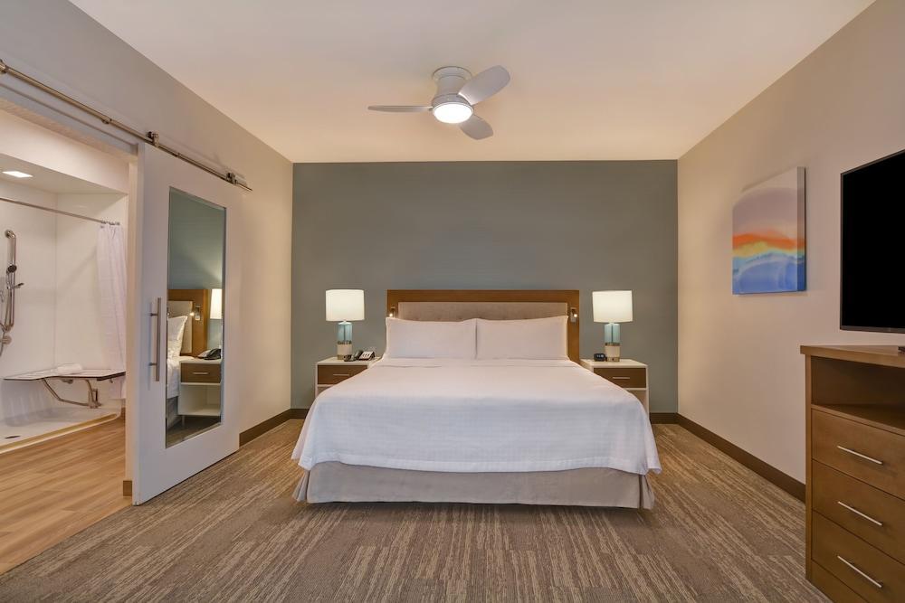 Hampton Inn Chula Vista Eastlake Exterior photo