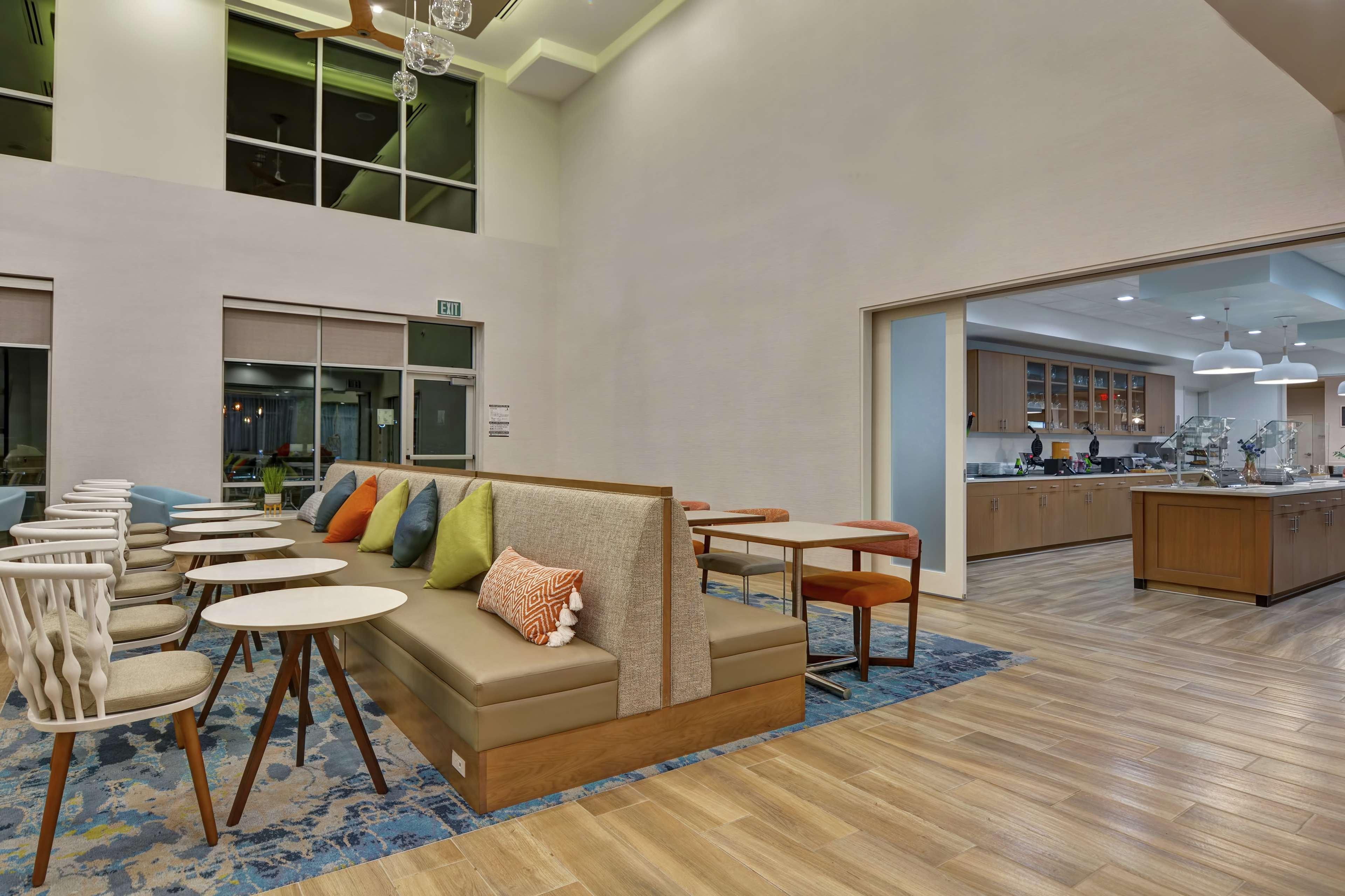 Hampton Inn Chula Vista Eastlake Exterior photo